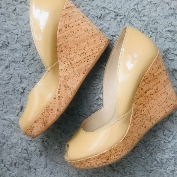💕Via Spiga Beige Wedges - Picture 2 of 5
